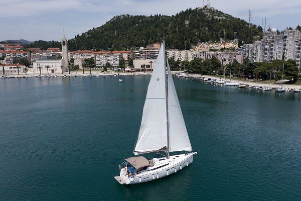 Jeanneau Sun Odyssey 419 - Luka Ploče - 7