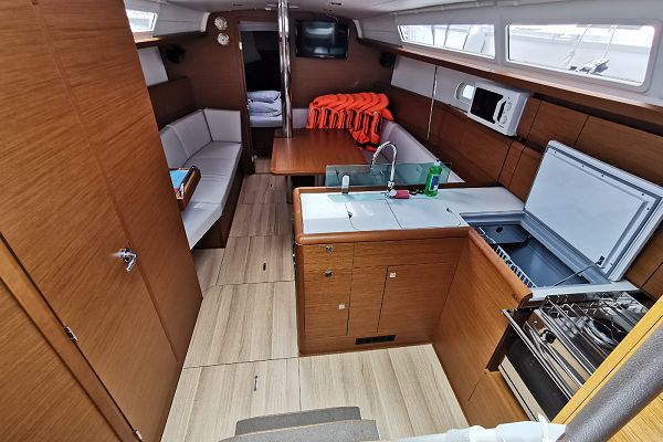 Jeanneau Sun Odyssey 389 - Freddie - 6