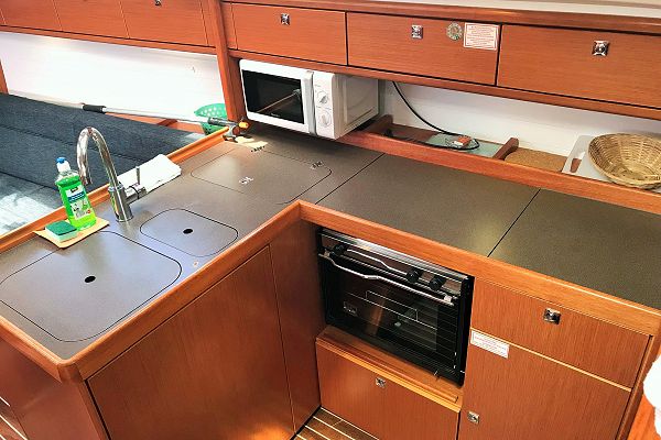 Bavaria Cruiser 34 - Kosjenka - 7