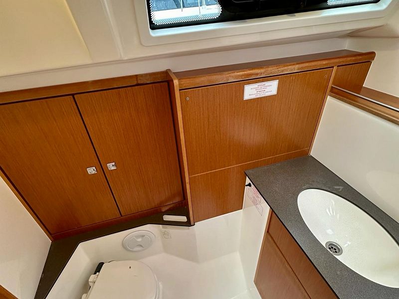 Bavaria Cruiser 37 - Maestral - 2