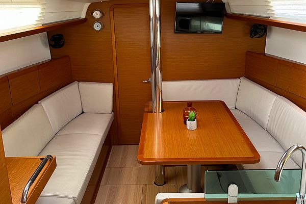 Jeanneau Sun Odyssey 389 - Zappa - 8