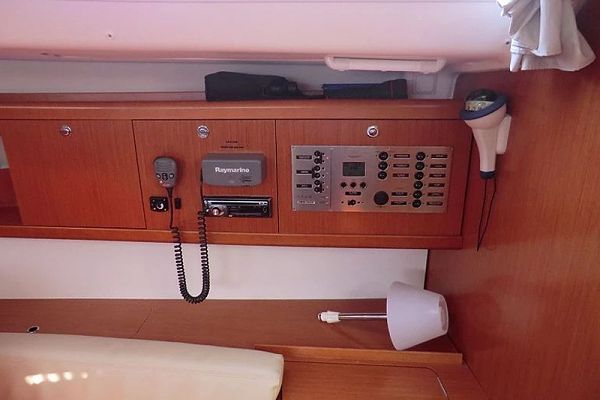 Beneteau Oceanis 43 - Magnolia - 6