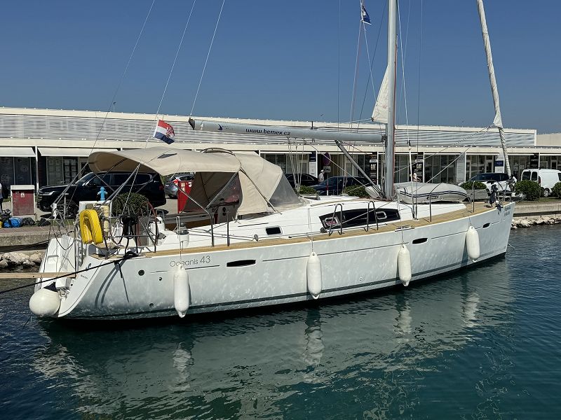 Beneteau Oceanis 43 - Magnolia - 7