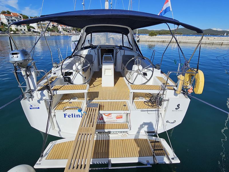 Beneteau Oceanis 38 - Felina - 7