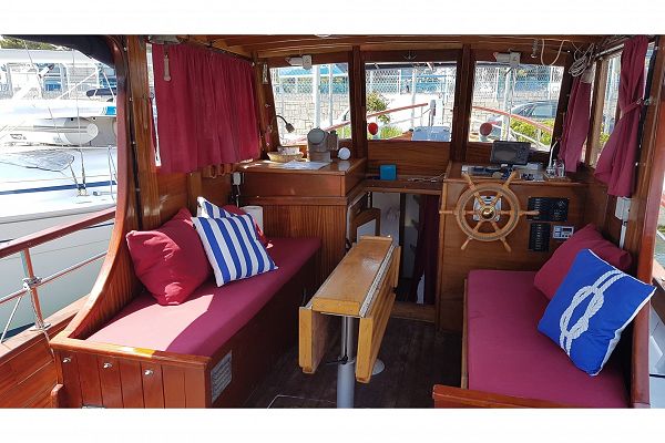 Motor sailer - Palagruža - 6