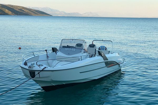 Beneteau Flyer 7.7 SUNdeck - SPACEDeck - 2