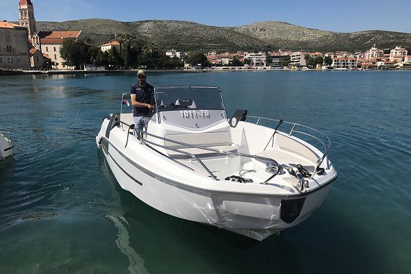 Beneteau Flyer 7.7 SUNdeck - SPACEDeck - 8