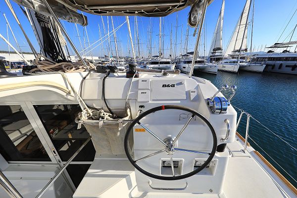 Lagoon 39 - PULPO - 8