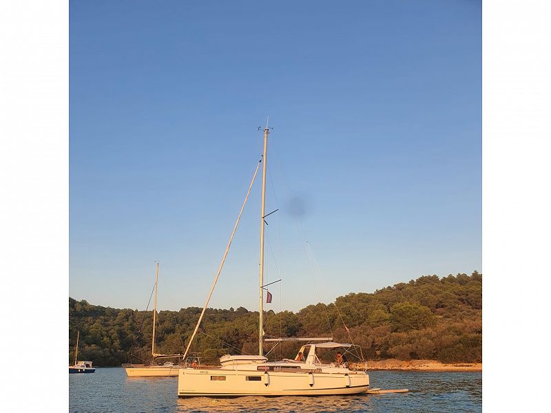 Beneteau Oceanis 35.1 - IDILA  - 2