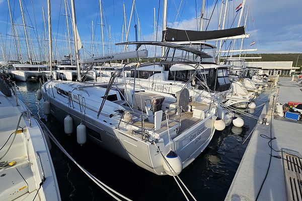 Beneteau Oceanis 51.1 - GREY GOOSE  - 8