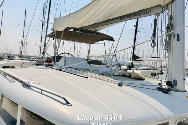Lagoon 450 - TIME  - 5