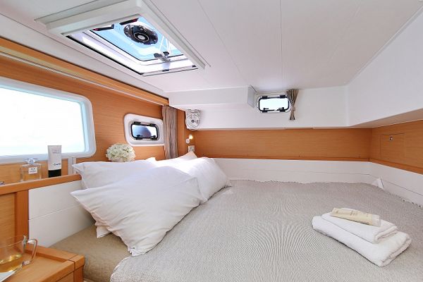 Lagoon 39 - GIN TONIC - 7