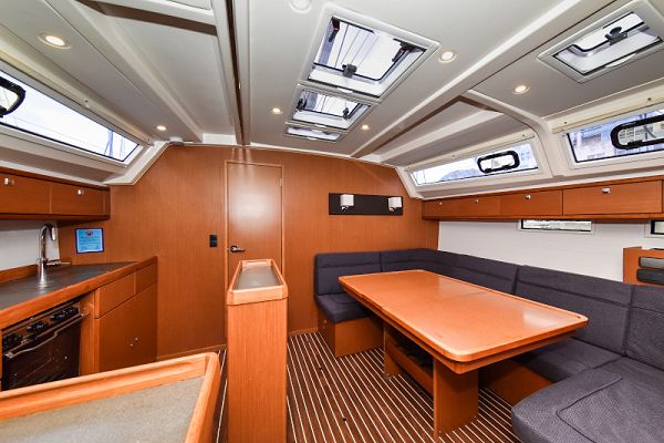 Bavaria Cruiser 46 - SIX BAG - 3