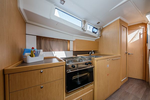 Beneteau Oceanis 38.1 - Obsession - 4