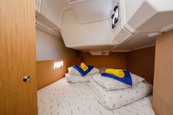 Beneteau Oceanis 38.1 - Pleasure - 7