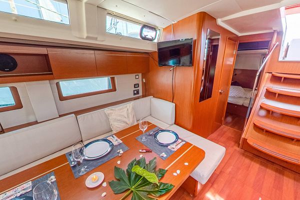 Beneteau Oceanis 51.1 - South Point - 7