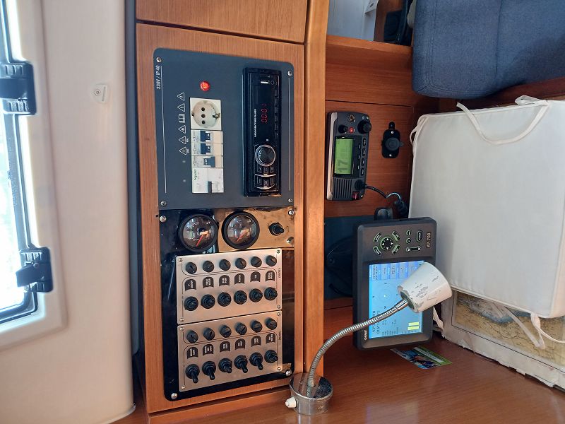 Bavaria Cruiser 32 - DANIELLE - 7