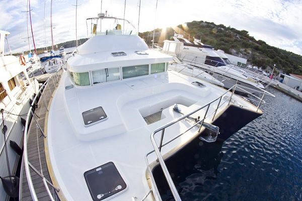 Lagoon Power 43 - Perseus 1 - 5