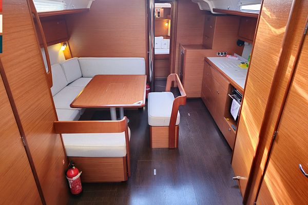 Dufour 430 - Moderato - 5