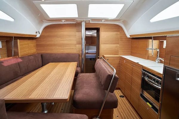 Elan Impression 45 - Sokol - 3