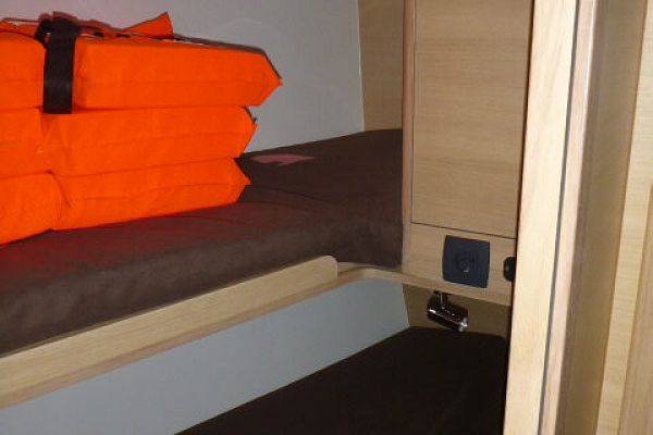 Elan Impression 45 - Zeba - 8