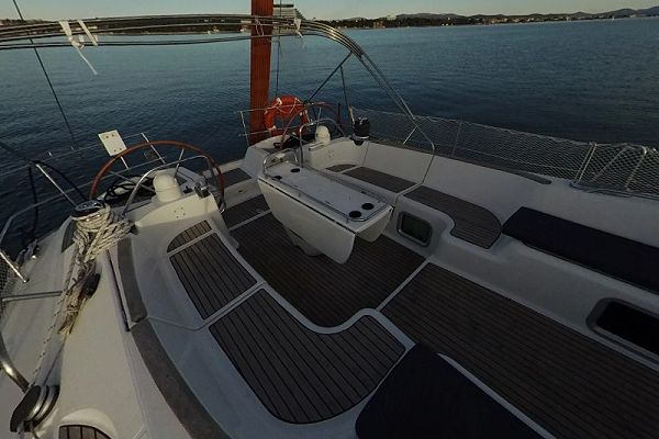 Jeanneau Sun Odyssey 54DS - MACCHIATO - 6