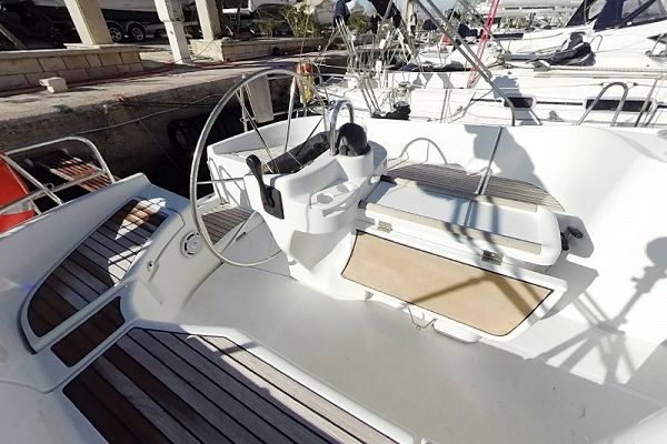 Beneteau Oceanis 411 - HYPO - 5