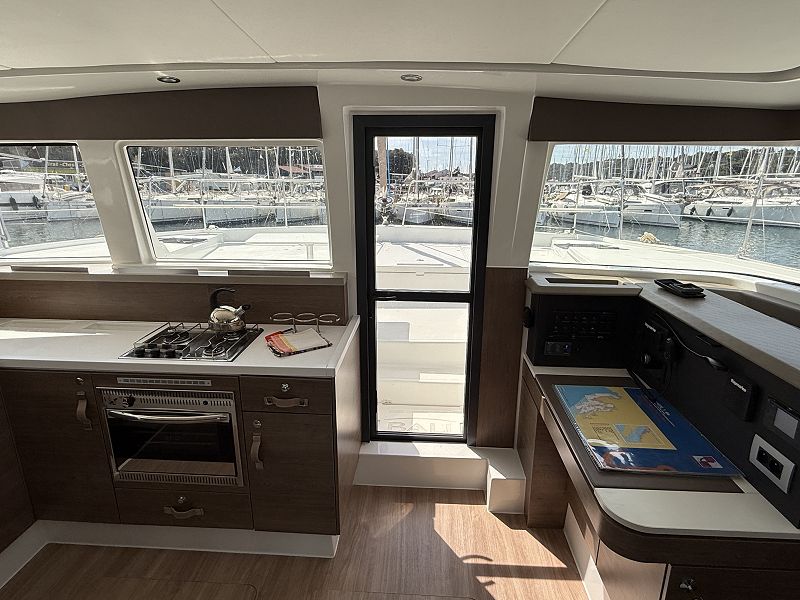 Bali 4.2 - La Luna 77 - 4