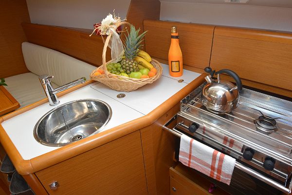 Jeanneau Sun Odyssey 33i - Hasta Siempre - 5