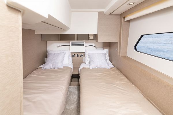 Prestige 460 - Adudu 2 - 6