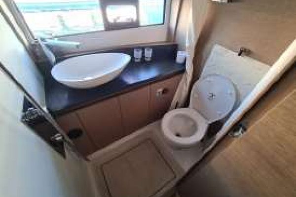 Prestige 460 - Adudu 2 - 7