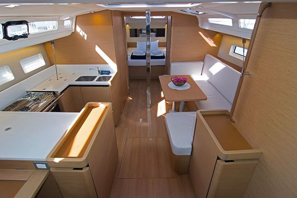 Jeanneau Sun Odyssey 440 - Carlyle - 3