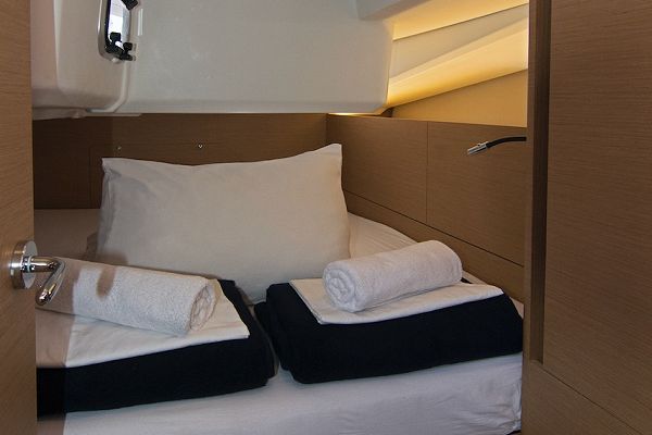 Jeanneau Sun Odyssey 440 - Carlyle - 5