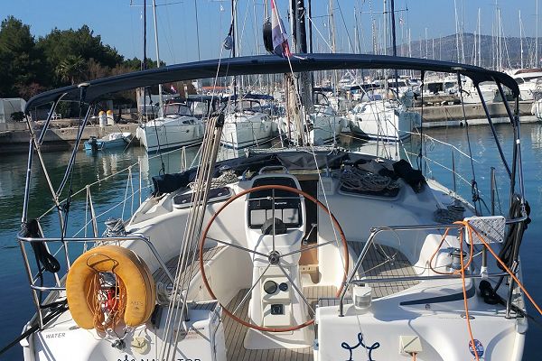 Bavaria 37 Cruiser - Naviator (aka Mala) - 8