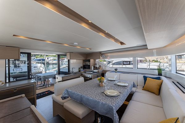 Lagoon 51 - NEGRONI - 8