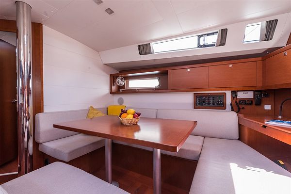 Beneteau Oceanis 45 - MOBULA ONE - 8