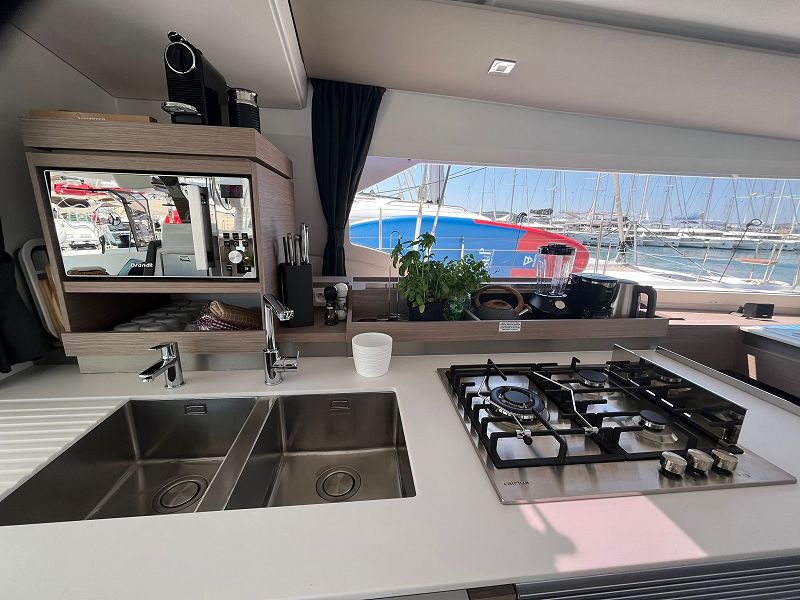 Fountaine Pajot Aura 51 - COSMOS - 5
