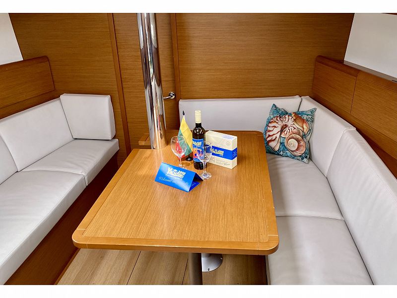 Jeanneau Sun Odyssey 389 - SANTANA - 1