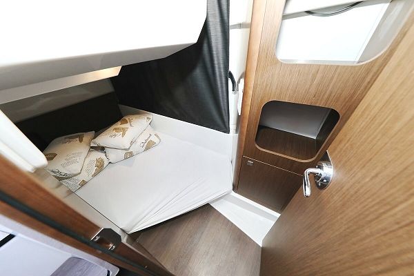 Beneteau Antares 9 OB - Freeya - 5