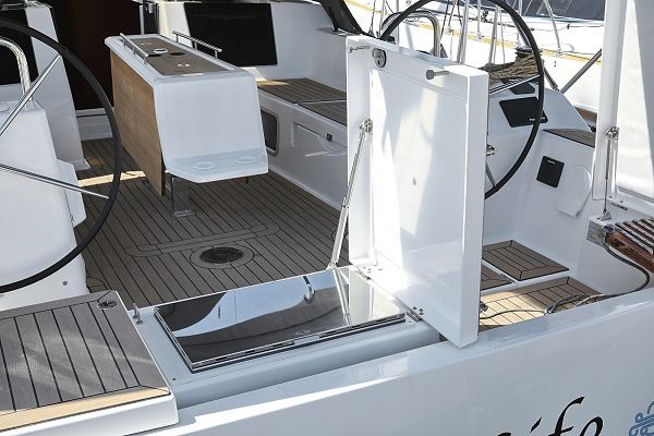 Dufour 460 Grand Large - SunnyLife - 7