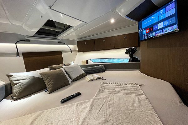 Beneteau Antares 9 OB - ARYA - 8