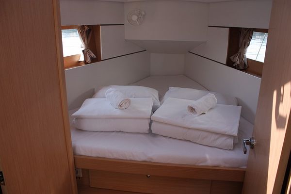 Beneteau Oceanis 35.1 - MAYA BAY 2  - 7
