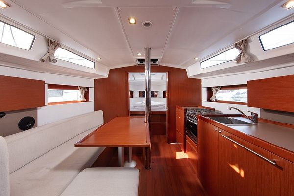 Beneteau Oceanis 38.1 - ANIMA MARIS 3 - 3