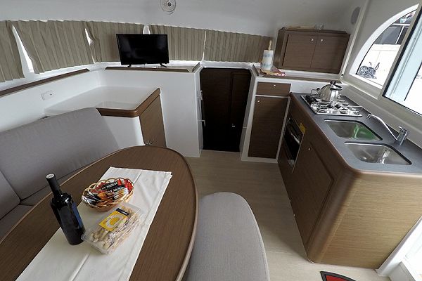 Lagoon 380 - MAYA - 6