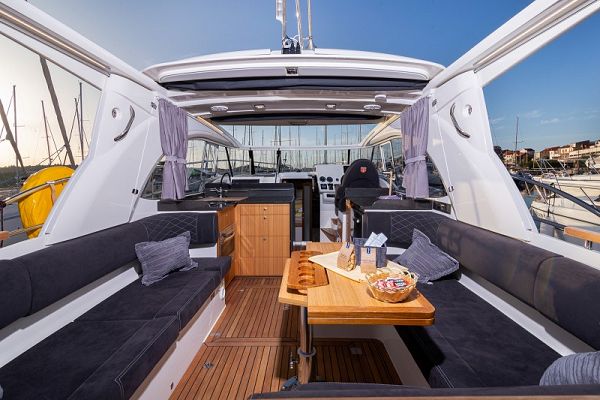 Marex 360 Cabriolet Cruiser - True North - 6