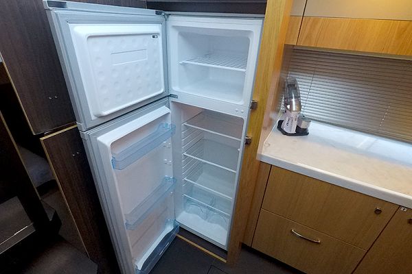 Fairline Squadron 50 - Get Lucky - 5