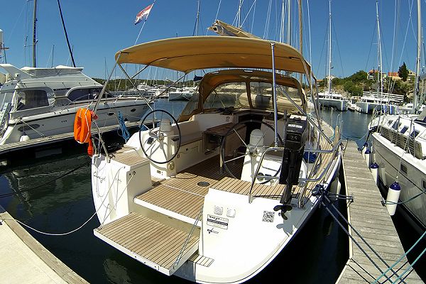 Dufour 375 Grand Large - China girl - 3