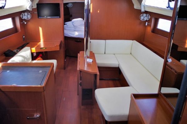 Beneteau Oceanis 41.1 - 4Play - 5