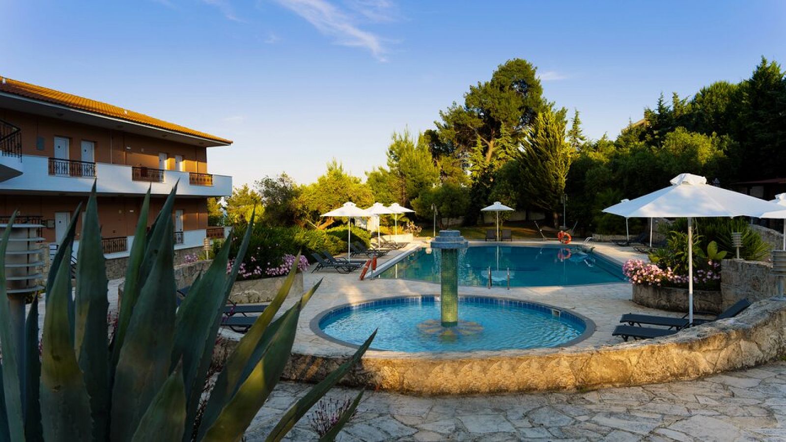 Hotel Paradise Kriopigi