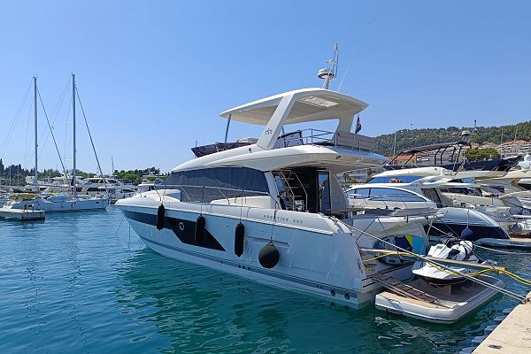 Prestige 590 Fly - Tereza - 7